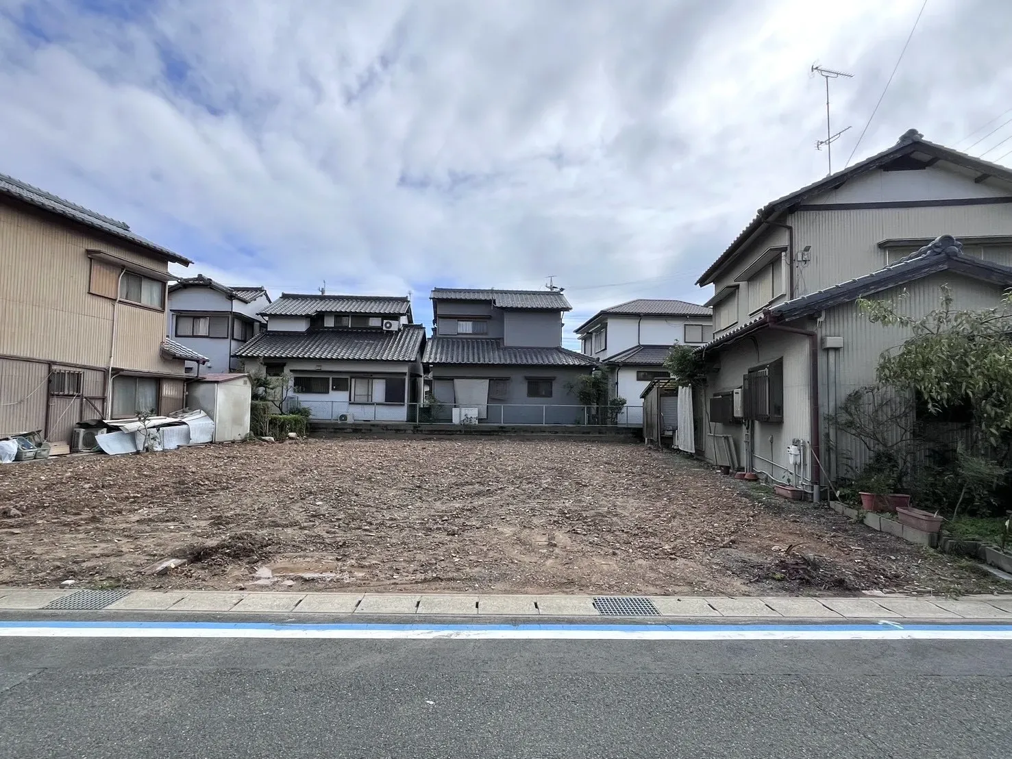 販売現地