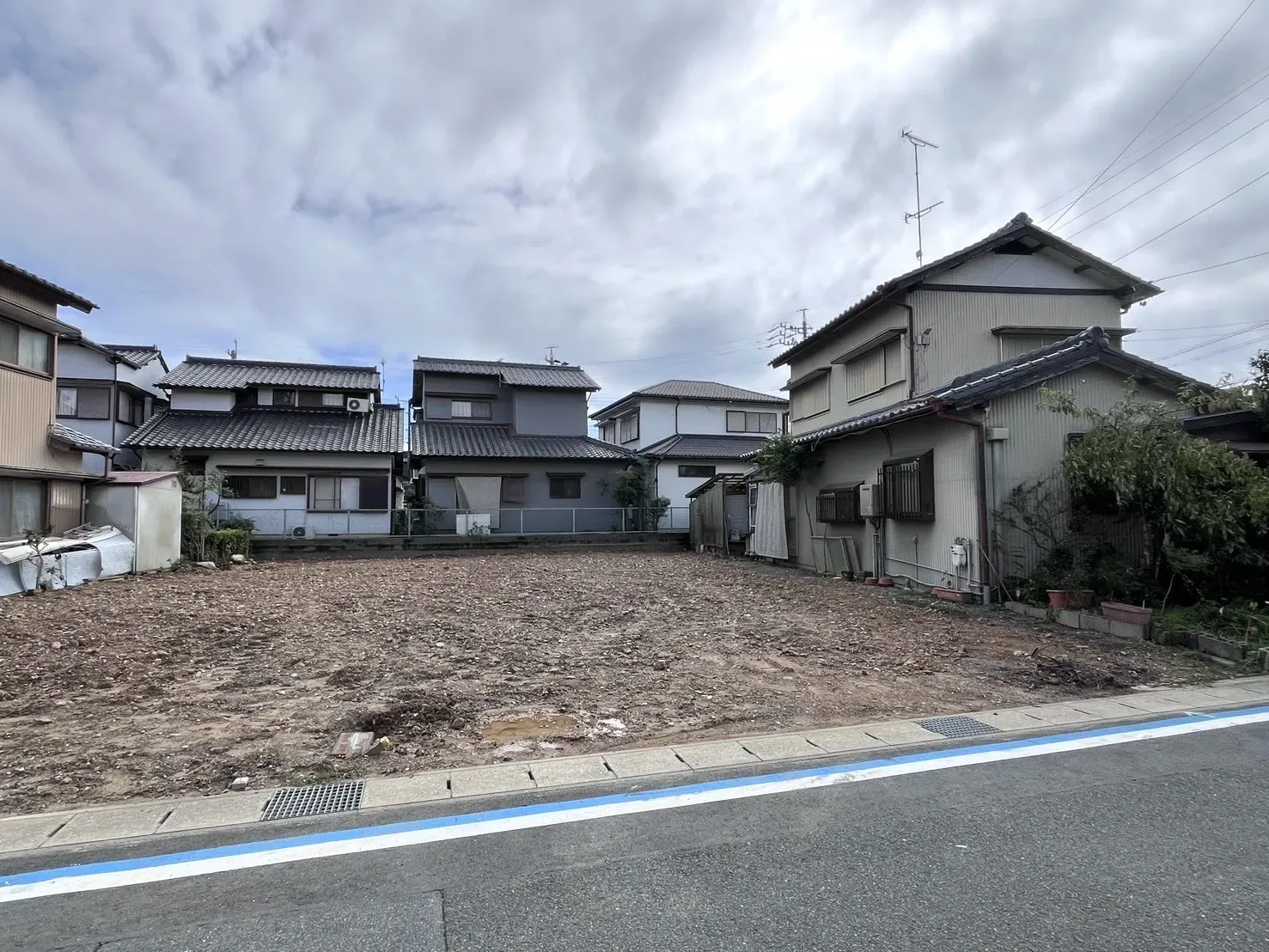 販売現地