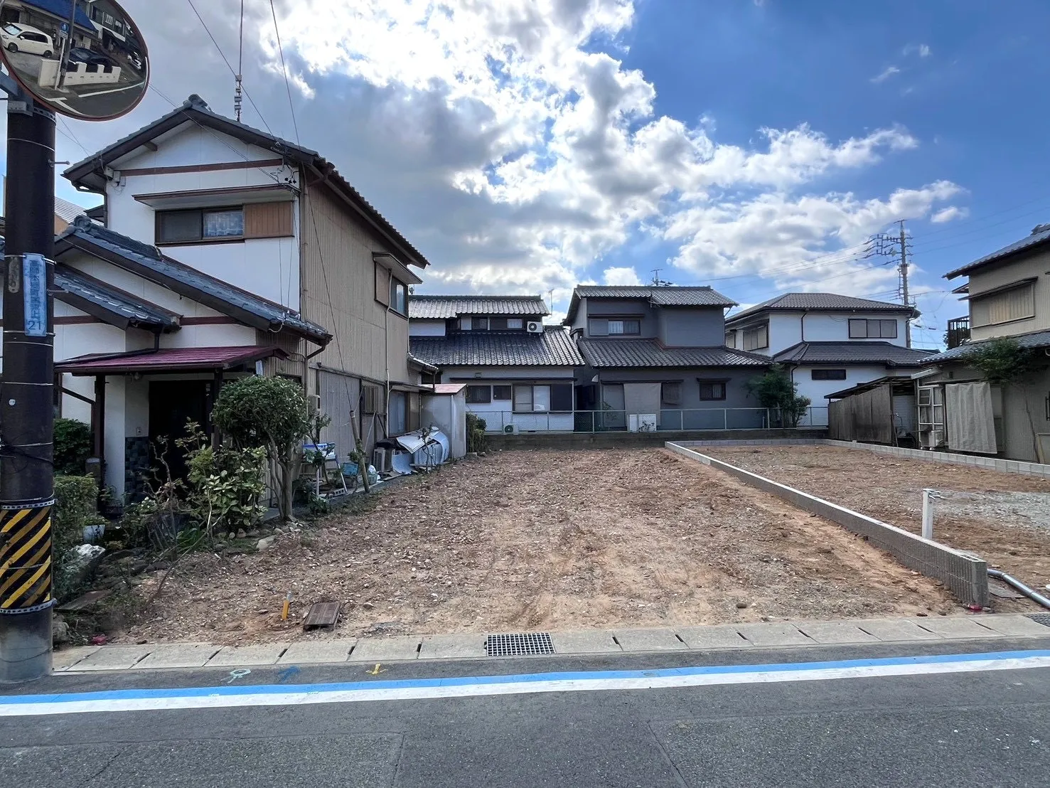 販売現地